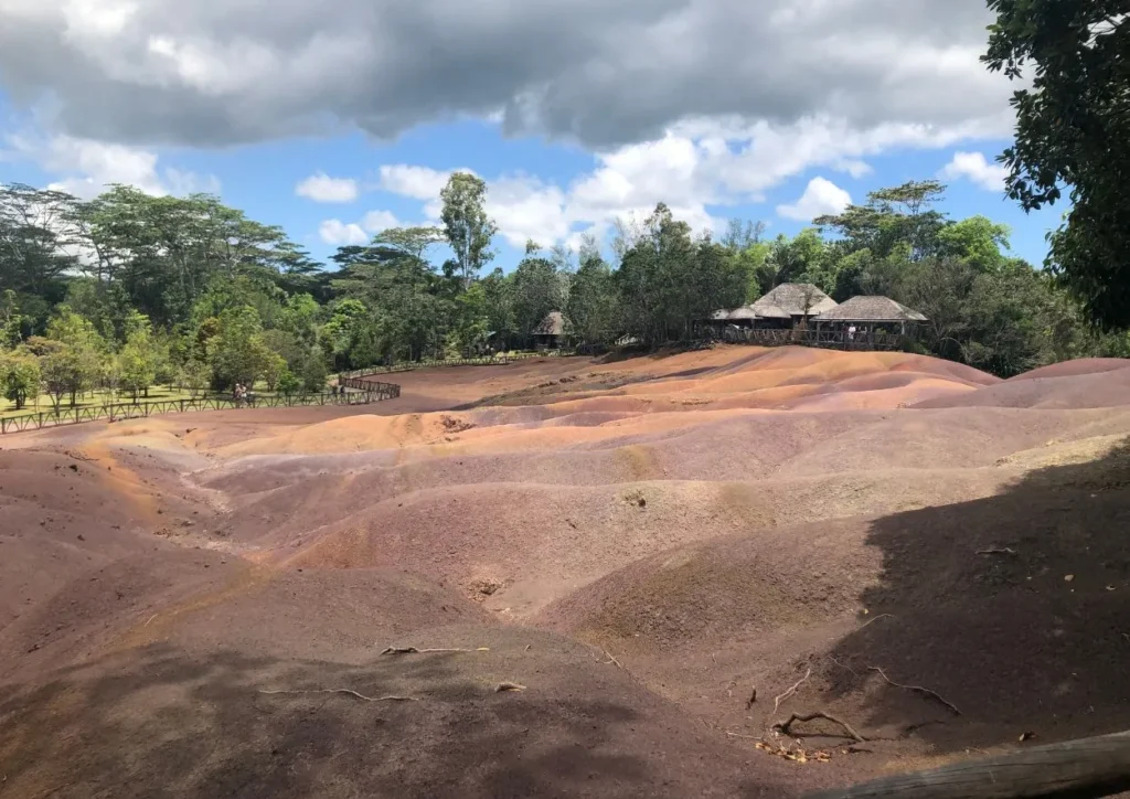 la terre des 7 couleurs