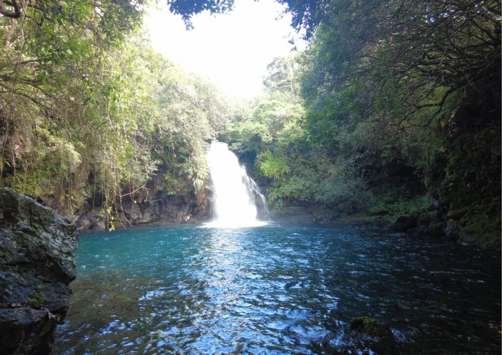 cascade eau bleu (principale)