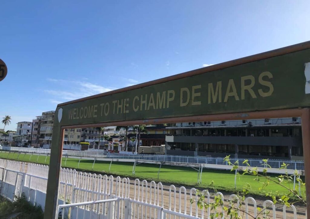hippodrome du champs de mars à Paris